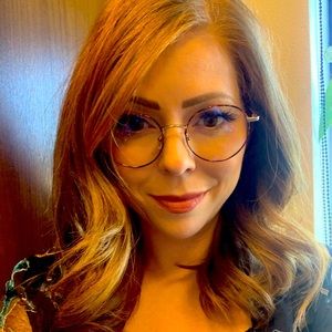 Meet your Posher, Melissa